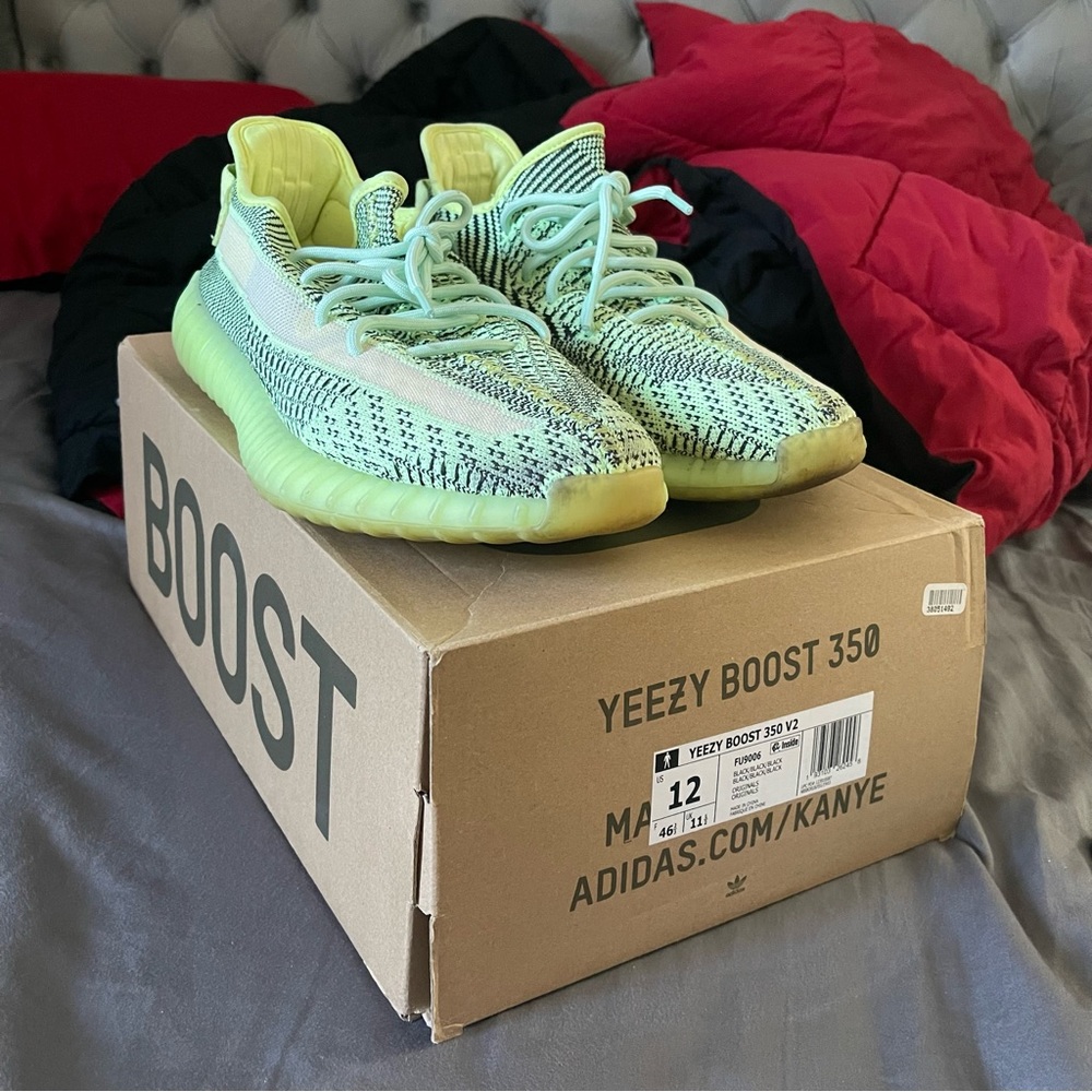 yeezy boost 350 v2 yeezreel